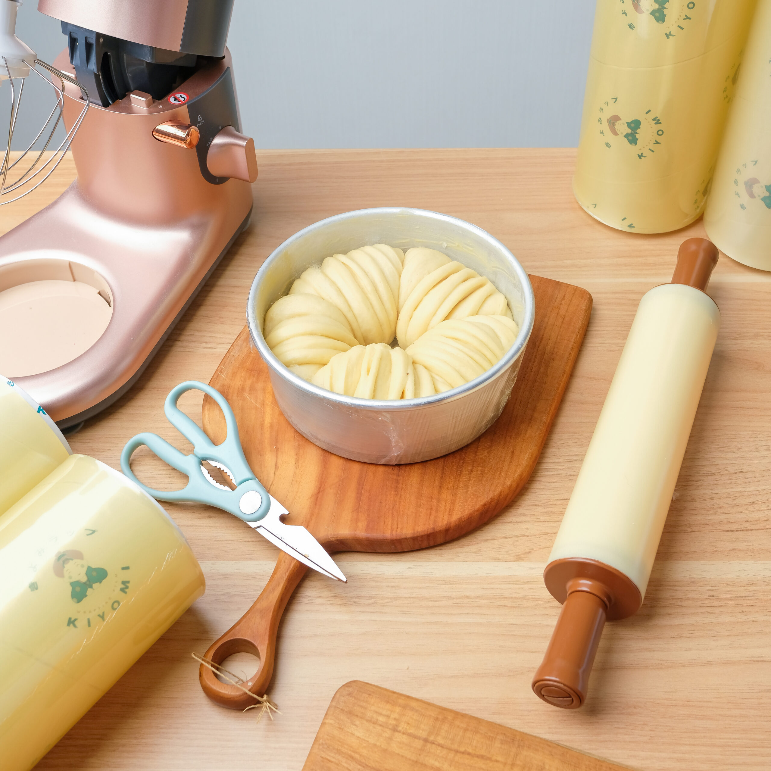 kiyomi aman dan bagus untuk dipakai baking dan bakery plastik wrapping yang aman dipakai untuk buah lebih darai best fresh raypin dan total